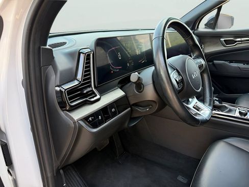Used 2025 Kia Sportage X-Line AWD/4WD image 18