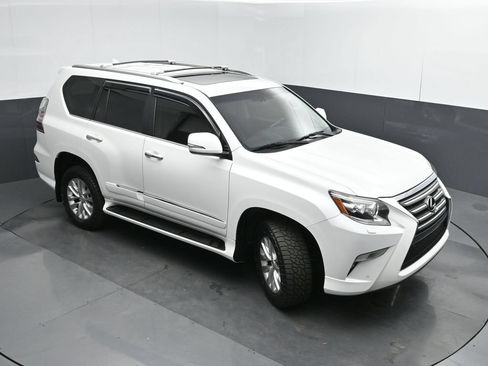 Used 2016 Lexus GX 460 w/ Premium Package AWD/4WD image 45