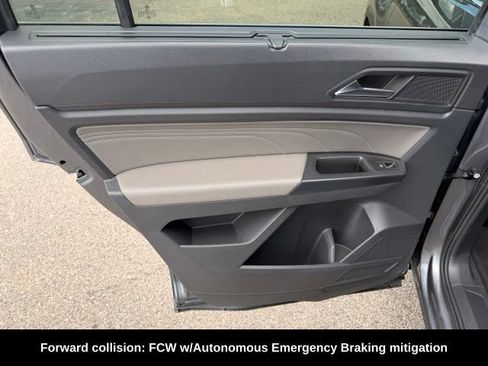 Used 2021 Volkswagen Atlas SE w/ Panoramic Sunroof Package AWD/4WD image 8