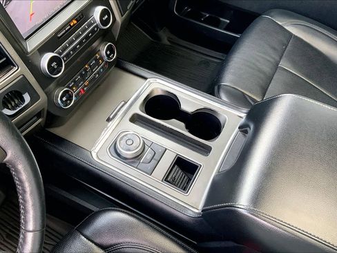 Certified 2020 Ford Expedition Max XLT w/ Equipment Group 202A image 15