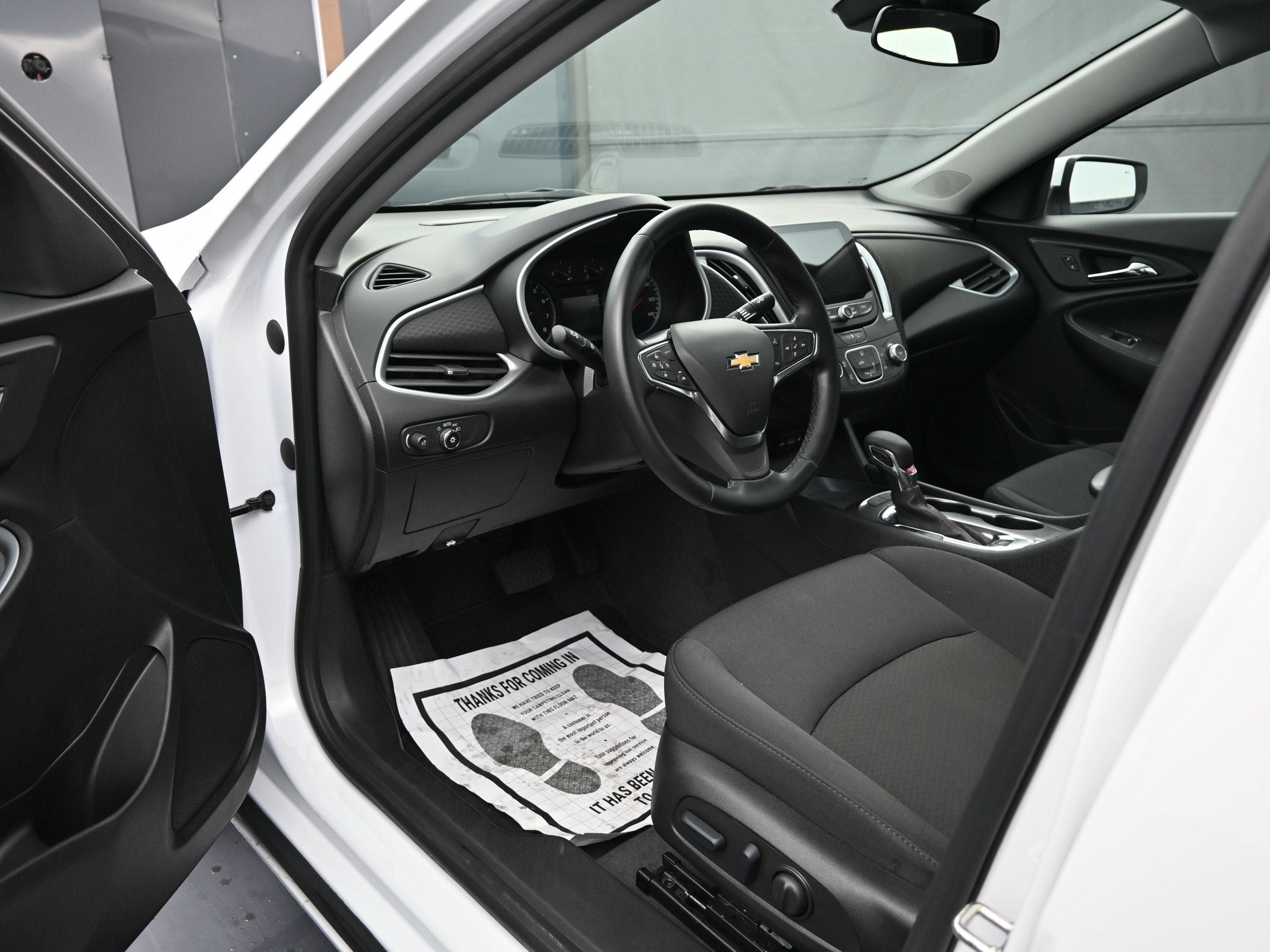 Certified 2024 Chevrolet Malibu RS FWD image 10