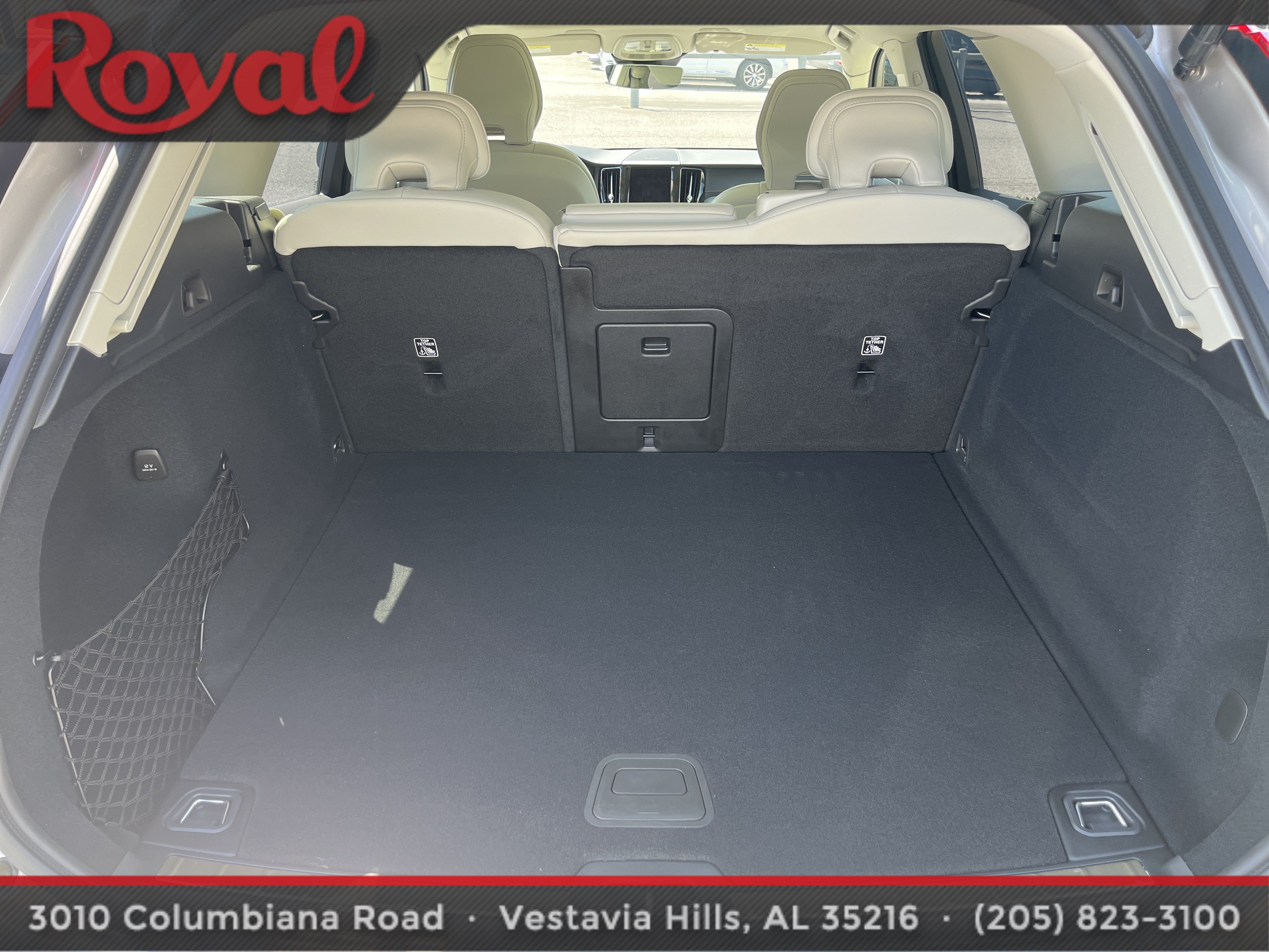 Certified 2025 Volvo XC60 B5 Ultra w/ Protection Package Premier AWD/4WD image 8