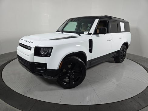 New 2026 Land Rover Defender 130 X-Dynamic SE AWD/4WD image 1