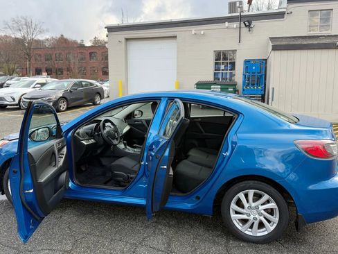 Used 2012 MAZDA MAZDA3 i Touring image 7