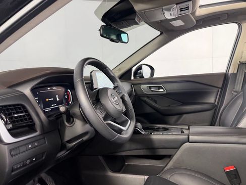 Used 2023 Nissan Rogue Platinum w/ Platinum Premium Package FWD image 23
