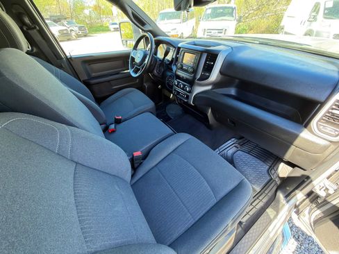 Used 2024 RAM 2500 Tradesman w/ Safety Group AWD/4WD image 8