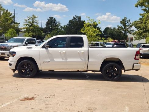 Used 2022 RAM 1500 Lone Star w/ Night Edition RWD image 4