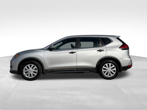 Used 2017 Nissan Rogue S image 6