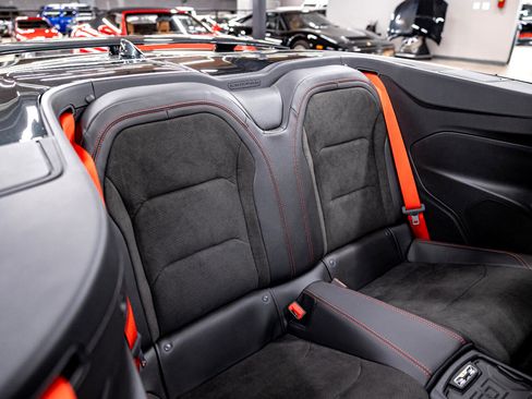 Used 2018 Chevrolet Camaro ZL1 image 9