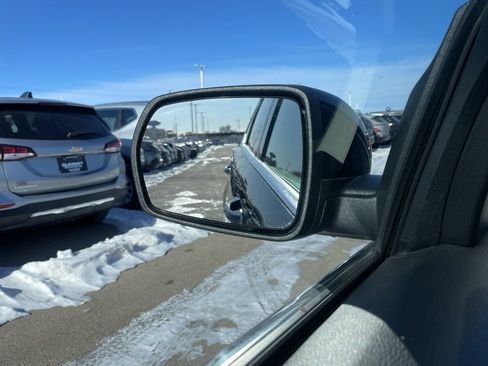 Used 2023 Ford Edge SEL image 38