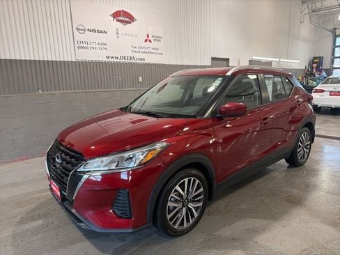 Certified 2023 Nissan Kicks SV image 8