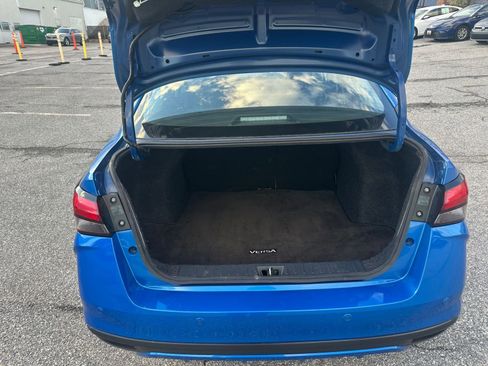 Used 2024 Nissan Versa SR image 29