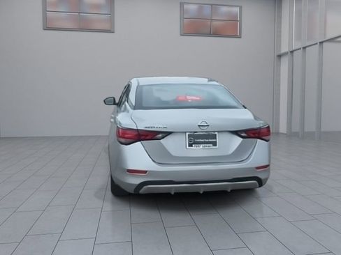 Certified 2023 Nissan Sentra S FWD image 7