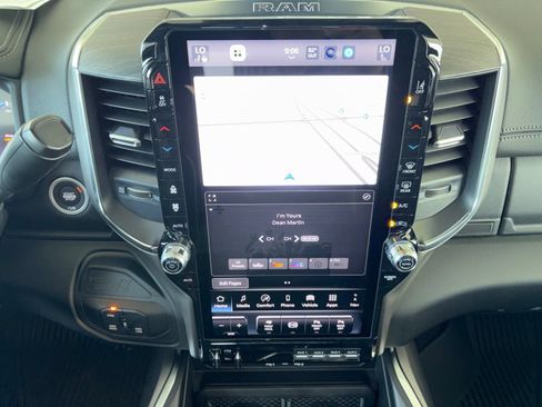 New 2026 RAM 2500 Laramie AWD/4WD image 25