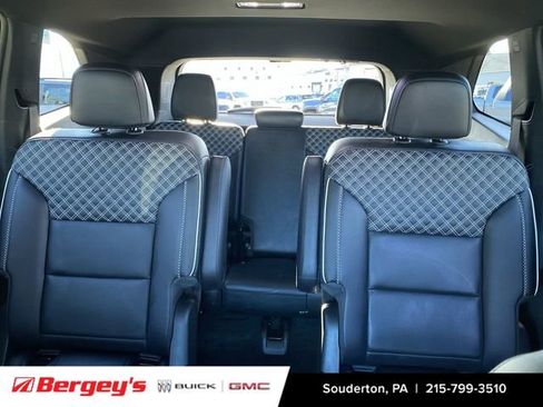 Certified 2024 GMC Acadia Denali w/ Super Cruise Package image 25