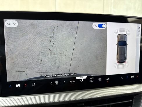 New 2026 Ford Explorer ST-Line w/ ST-Line Street Pack image 26