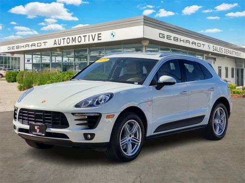 Used 2018 Porsche Macan S image 3