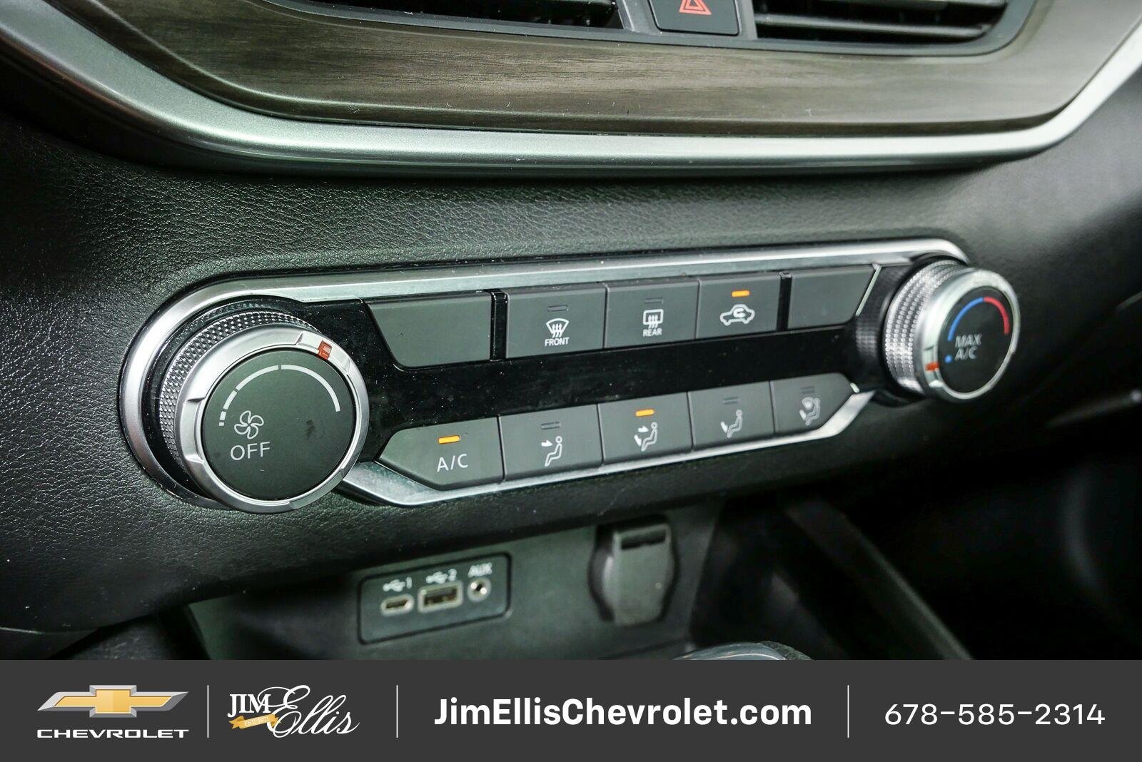 Used 2024 Nissan Altima 2.5 SV FWD image 15