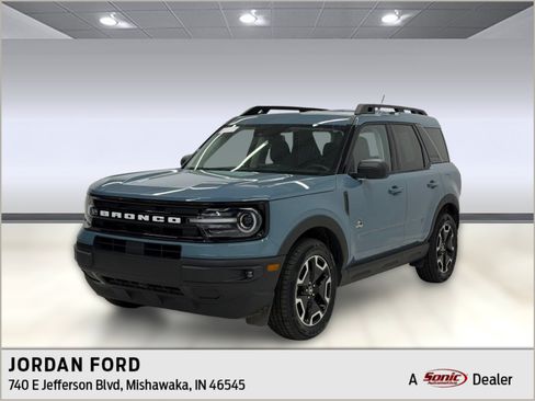 Certified 2023 Ford Bronco Sport Outer Banks w/ Tech Package AWD/4WD image 1