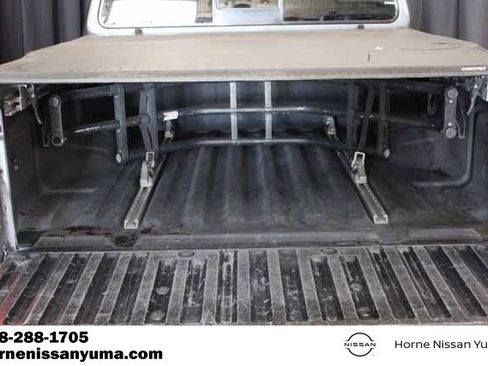 Used 2018 Nissan Frontier SV w/ Value Truck Package AWD/4WD image 13