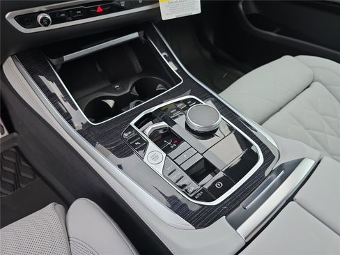 New 2026 BMW X5 xDrive40i w/ M Sport Package AWD/4WD image 30