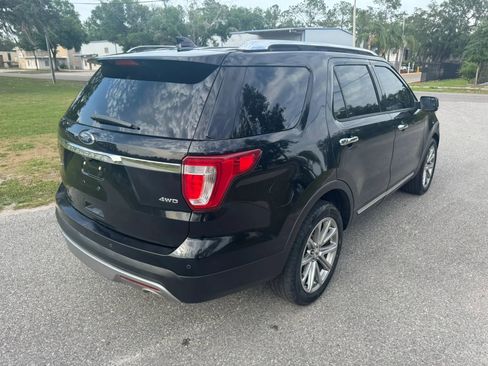 Used 2017 Ford Explorer Limited AWD/4WD image 5
