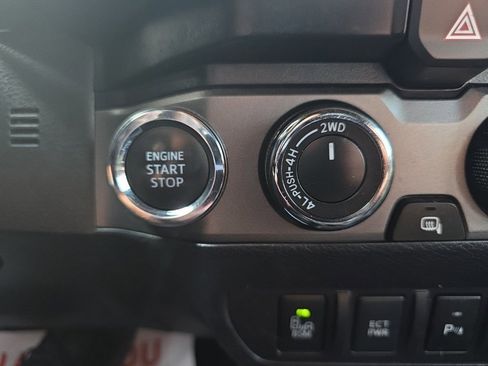 Used 2022 Toyota Tacoma TRD Pro image 28