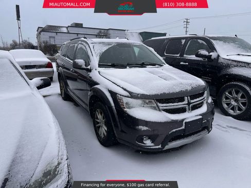 Used 2016 Dodge Journey SXT w/ Comfort/Convenience Group image 3