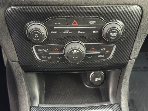 Used 2021 Dodge Charger R/T image 24