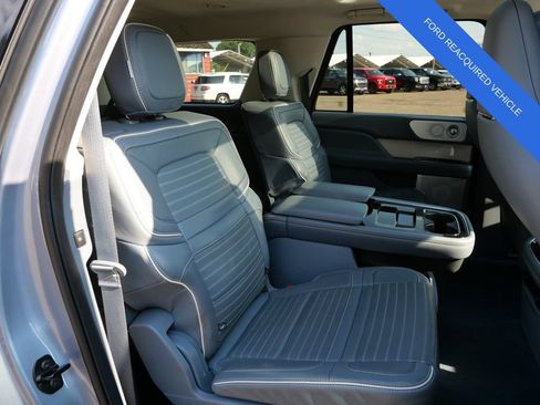 Used 2024 Lincoln Navigator L Black Label AWD/4WD image 14