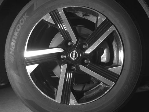 Used 2025 Nissan Sentra SV image 13