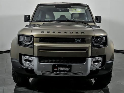 Used 2020 Land Rover Defender 110 First Edition AWD/4WD image 4