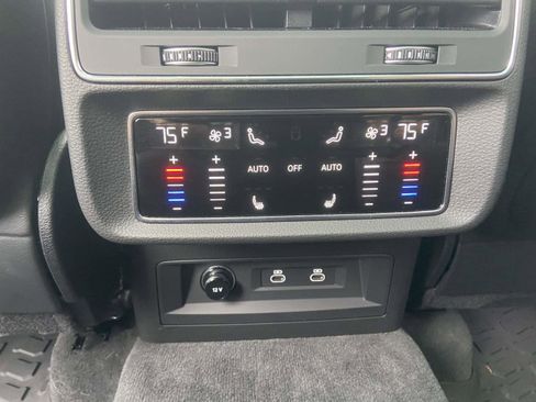 Certified 2025 Audi SQ8 Prestige image 15