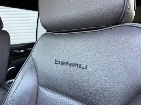 Used 2021 GMC Yukon Denali AWD/4WD image 33