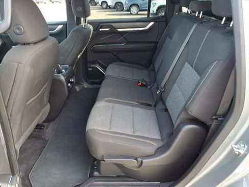 Used 2025 GMC Acadia Elevation image 23