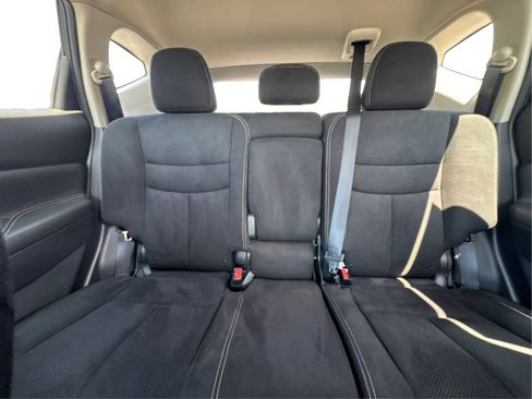 Used 2016 Nissan Murano S w/ Navigation Package AWD/4WD image 13