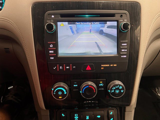 Used 2015 Chevrolet Traverse LT w/ Style and Technology Package AWD/4WD image 25