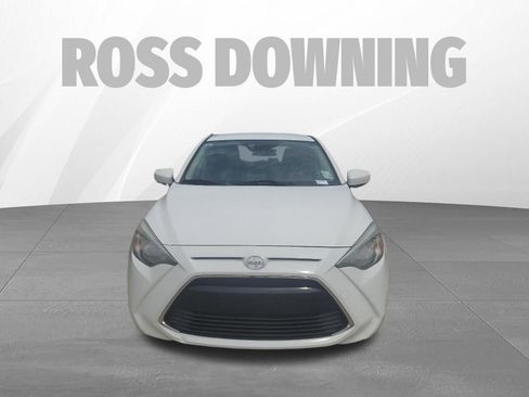 Used 2016 Scion iA FWD image 4