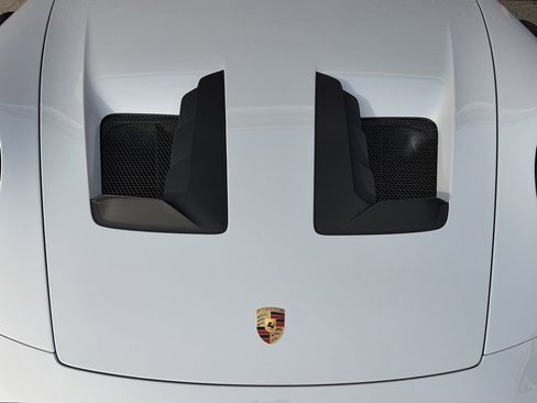 Certified 2025 Porsche 911 GT3 RS image 19