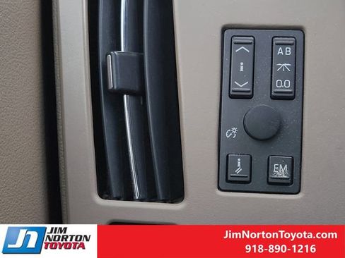 Used 2010 Cadillac STS AWD/4WD image 22