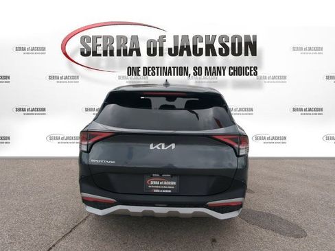Certified 2023 Kia Sportage EX image 7