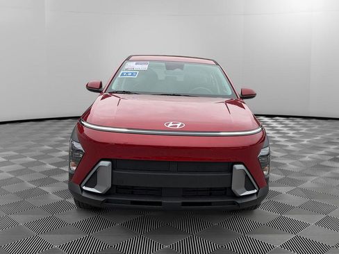 New 2026 Hyundai Kona SE image 2