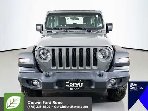 Used 2018 Jeep Wrangler Sport image 2