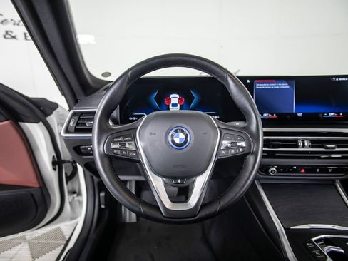 Used 2023 BMW i4 eDrive35 w/ Premium Package RWD image 23