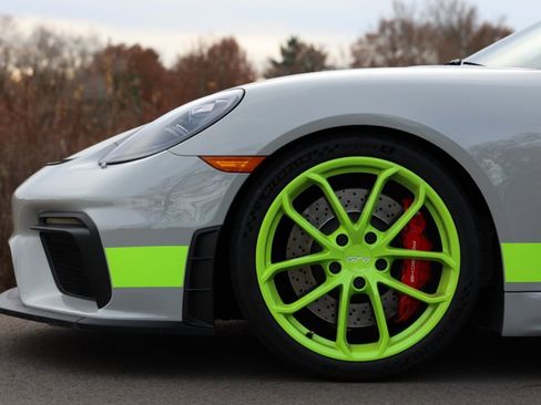 Used 2021 Porsche 718 Cayman GT4 w/ Light Design Package image 7