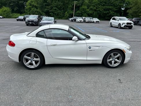 Used 2010 BMW Z4 sDrive30i RWD image 15