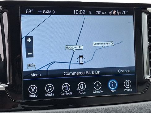 Used 2017 Chrysler Pacifica Touring-L Plus w/ Advanced Safetytec Group FWD image 20
