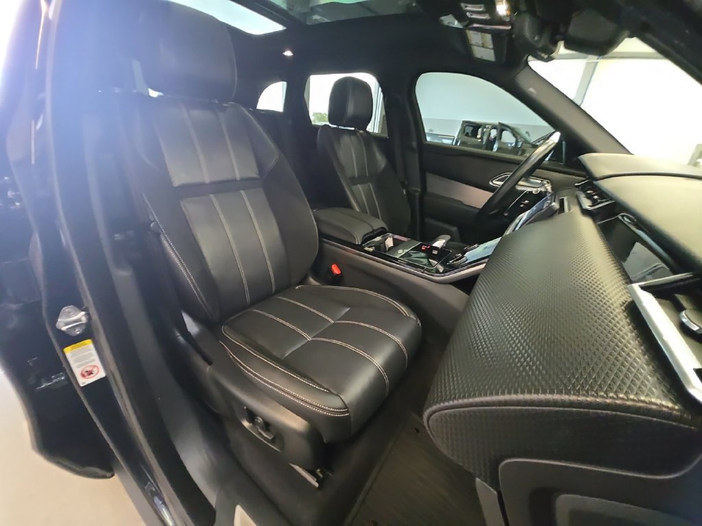 Used 2023 Land Rover Range Rover Velar R-Dynamic S AWD/4WD image 36