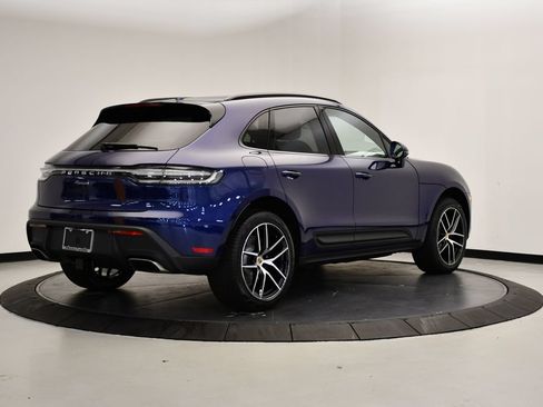 Certified 2026 Porsche Macan AWD/4WD image 7