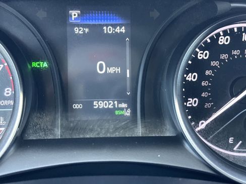 Used 2024 Toyota Camry SE FWD image 31